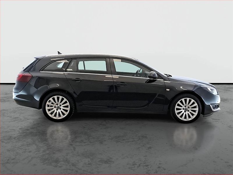 Opel Insignia (2015) 2.0 CDTI, Navi, Tempomat - fotka 6 z 23