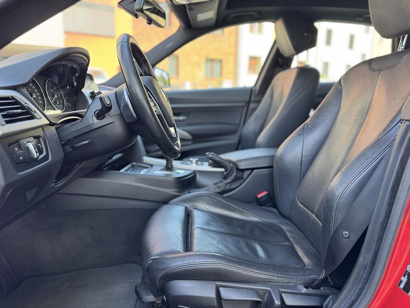 BMW Řada 3 330 GT panorama | kůže  - fotka 12 z 22