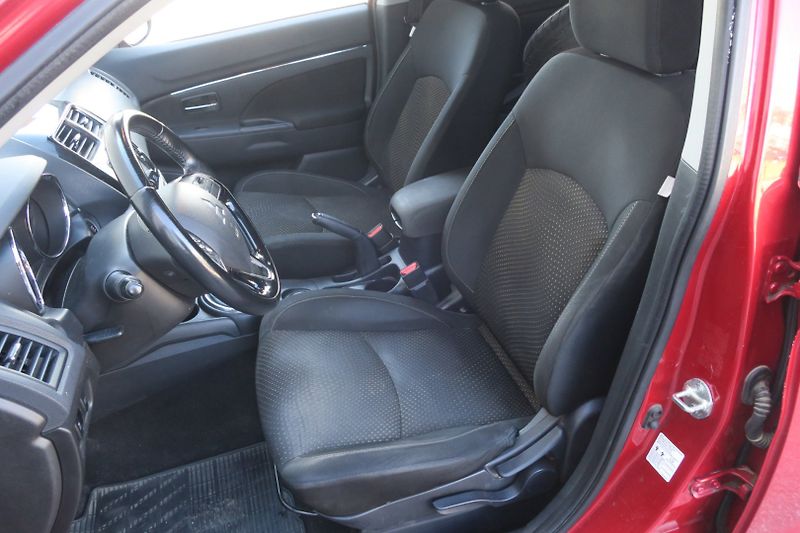 Mitsubishi ASX (2015) INTENSE+ 1.6 DI-D 4WD - fotka 12 z 50
