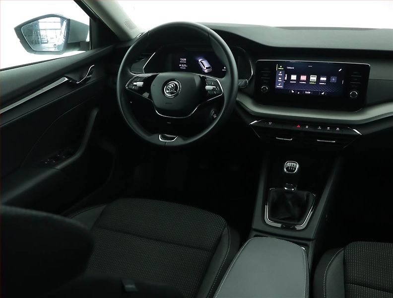 Škoda Octavia (2023) Ambition 2.0 TDI - fotka 7 z 15
