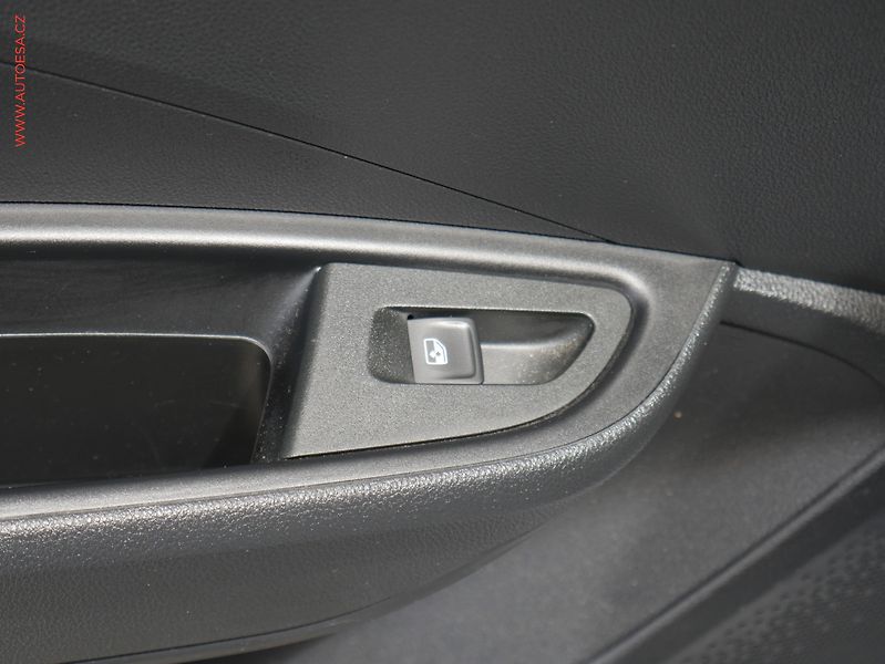 Škoda Fabia (2022) 1.0 TSI, 1.maj,ČR, Style, LED - fotka 12 z 20