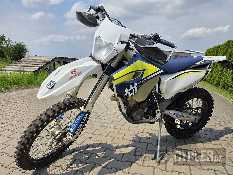 Husqvarna FE 350 (2016) - fotka 10 z 12