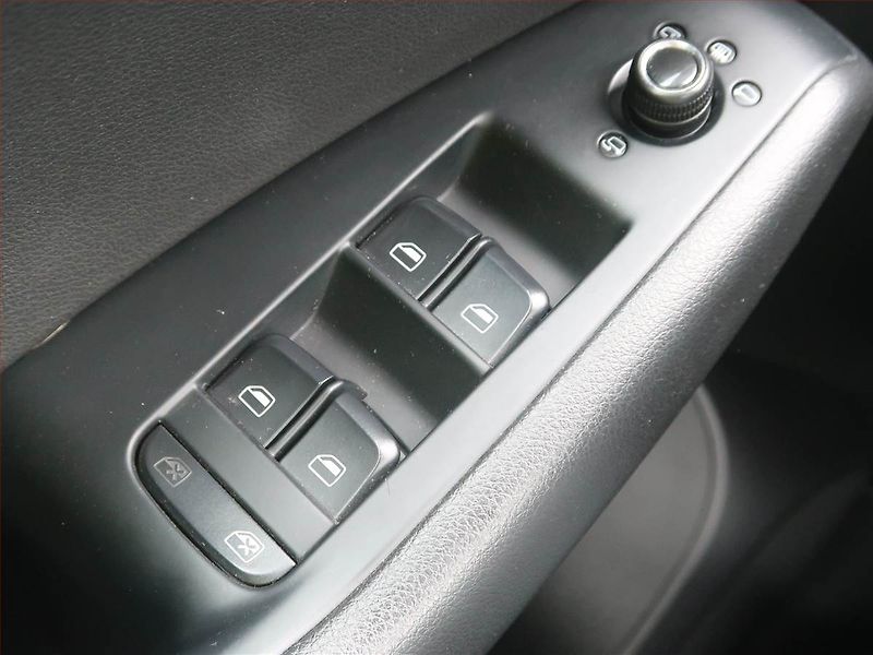 Audi Q5 (2009) 2.0 TFSI, 4X4, Automat - fotka 17 z 17