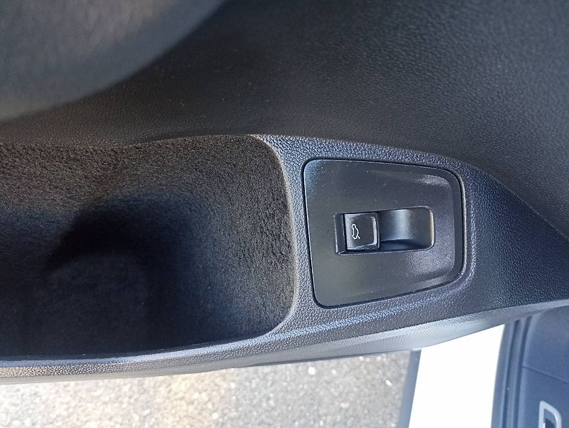 Volkswagen Tiguan Allspace (2023) 1.5 TSI 110kW  tažné manuál - fotka 9 z 35