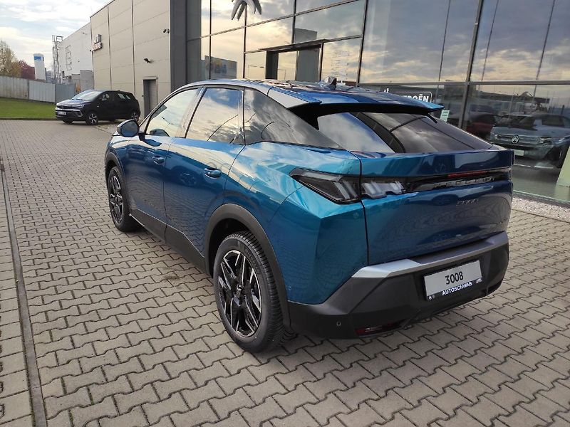 Peugeot 3008 (2026) BUSINESS 1.2 145k celoročky - fotka 3 z 33