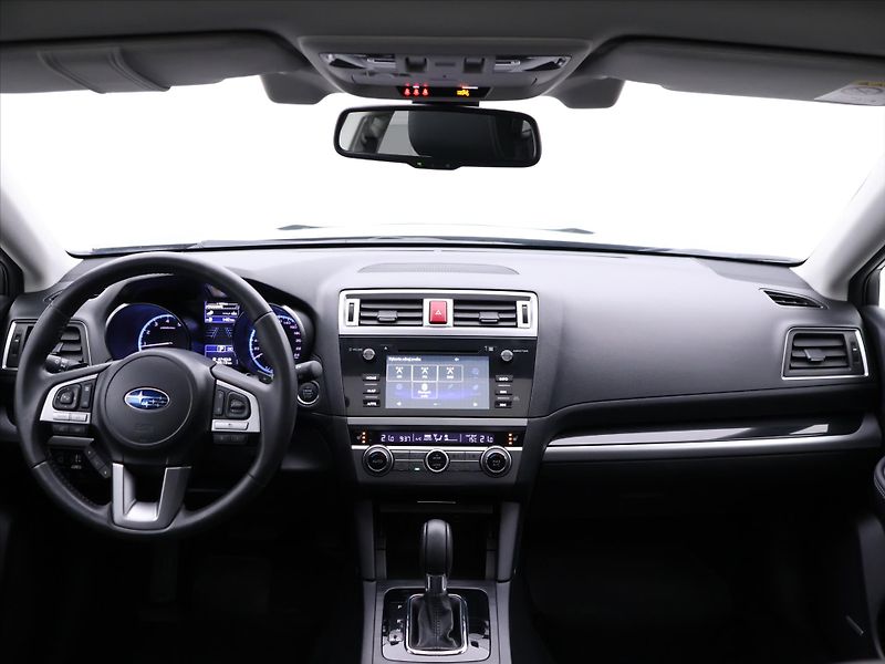 Subaru Outback 2,5 i 129kW Aut. AWD CZ Sport - fotka 28 z 36