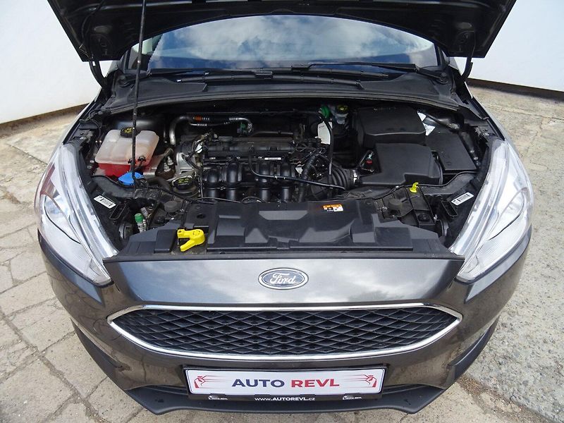 Ford Focus (2018) 1.6i,77kW,NovéČR,s.kn,klima - fotka 20 z 23