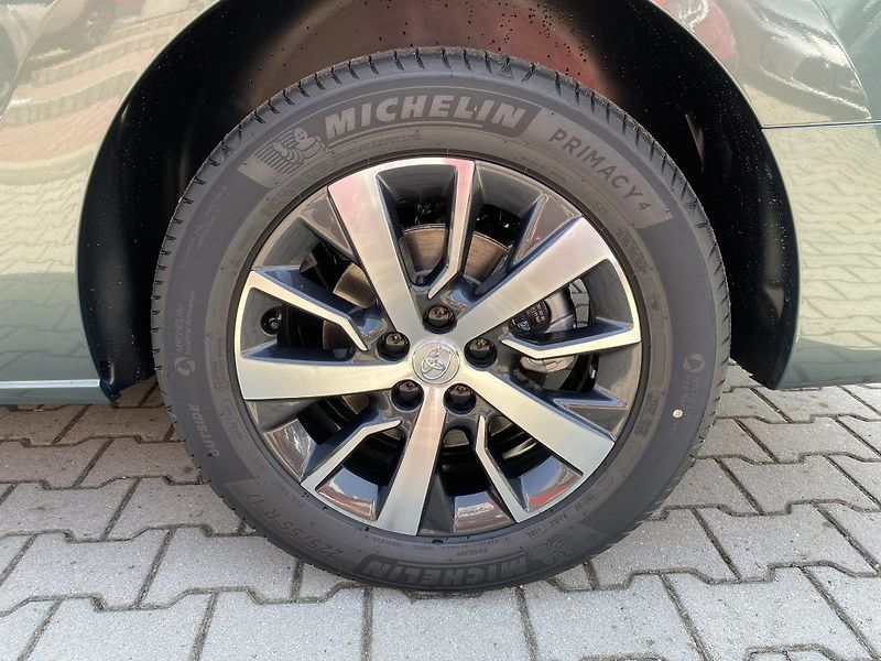Toyota ProAce Verso 2,0 Diesel AT Family Webasto - fotka 10 z 24