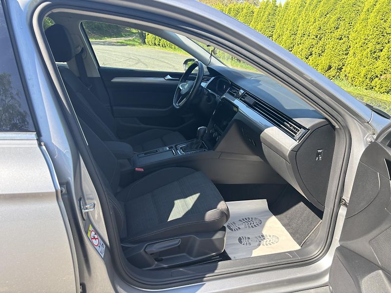 Volkswagen Passat (2020) 2.0TDI Business REZERVACE - fotka 15 z 25