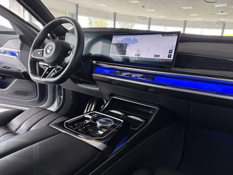 BMW i7 60 xDrive M-SPORT*Max.Výbava! - fotka 14 z 59