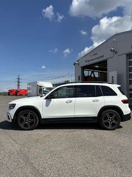 Mercedes-Benz GLB (2025) 200d 4MATIC - fotka 3 z 15