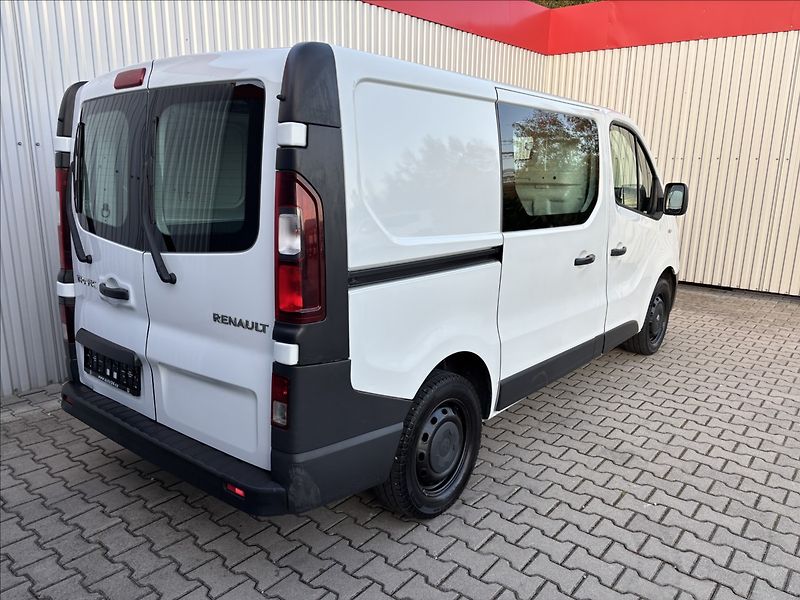 Renault Trafic 1,6 dCi - fotka 4 z 11