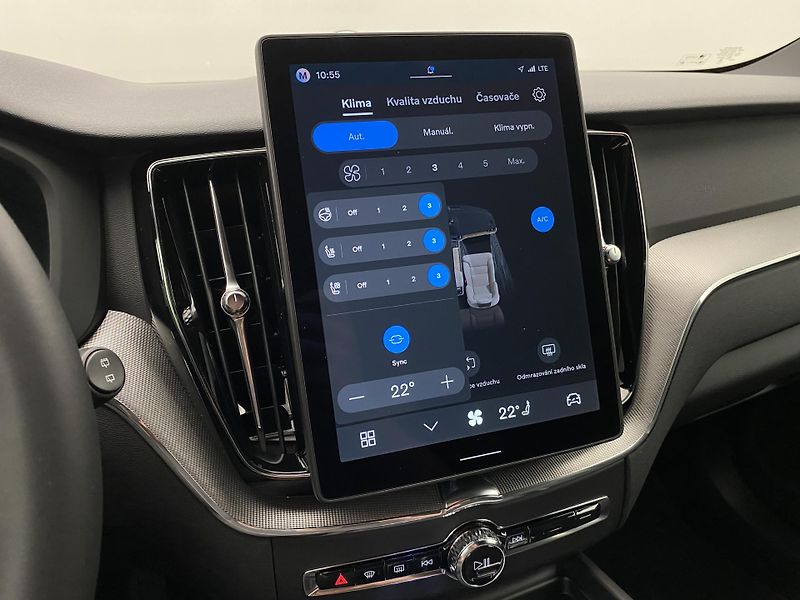 Volvo XC60 T8 AWD BLACK EDITION RECHARGE  - fotka 26 z 47