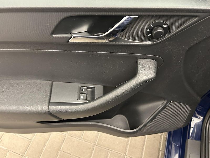 Škoda Rapid 1.2 TSi Ambition - fotka 14 z 21