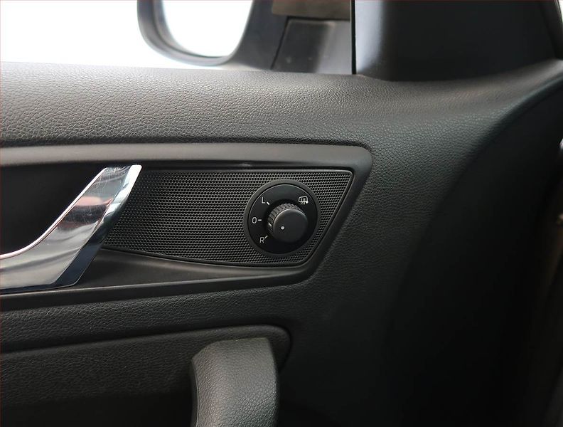 Škoda Yeti (2015) Ambition Plus 2.0 TDI - fotka 18 z 18