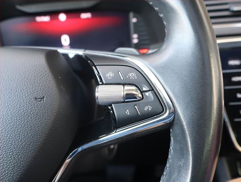 Škoda Superb (2022) Style 2.0 TDI - fotka 22 z 30