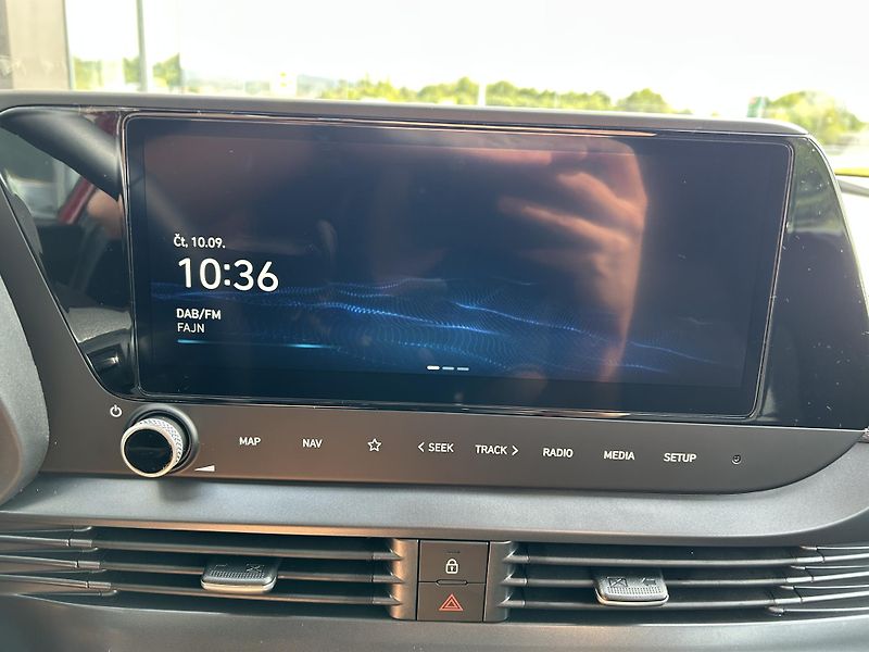 Hyundai i20 26 1,0 T-GDI DCT GO PLUS! - fotka 19 z 29