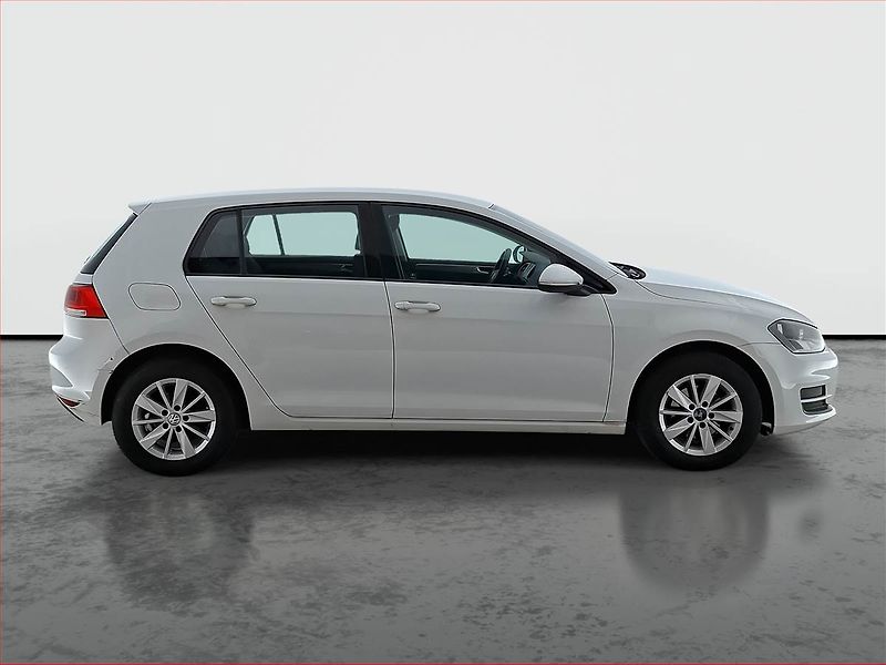 Volkswagen Golf (2014) 1.2 TSI, Tempomat - fotka 6 z 14