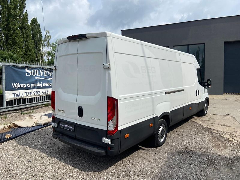 Iveco Daily (2019) 35S16, Euro 6 - fotka 4 z 18