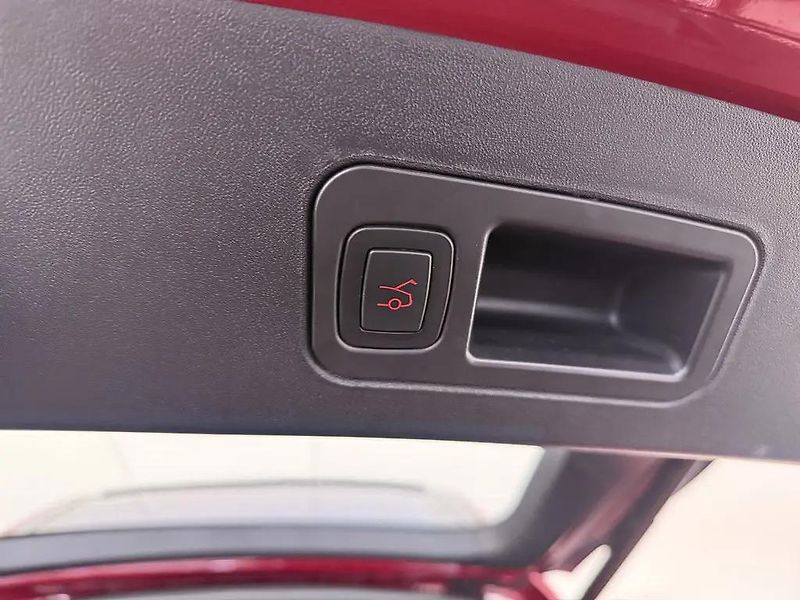 Tesla Model S 75D 386kW MCU2 SOH 91%  - fotka 11 z 14