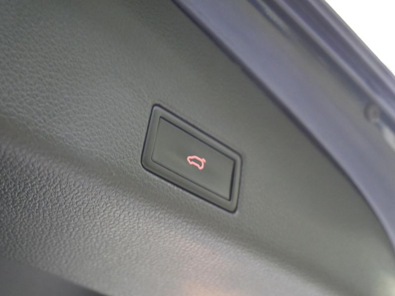 Volkswagen Sharan - fotka 27 z 27