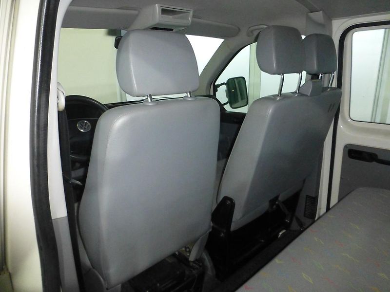 Volkswagen Transporter (2006) 2,5TDI*TAŽNÉ*6MÍST****4X4 !!! - fotka 13 z 22