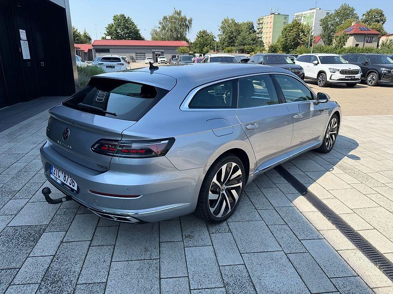 Volkswagen Arteon Shooting Brake R-line  2,0TDI 147kW Tažné Zár - fotka 2 z 17