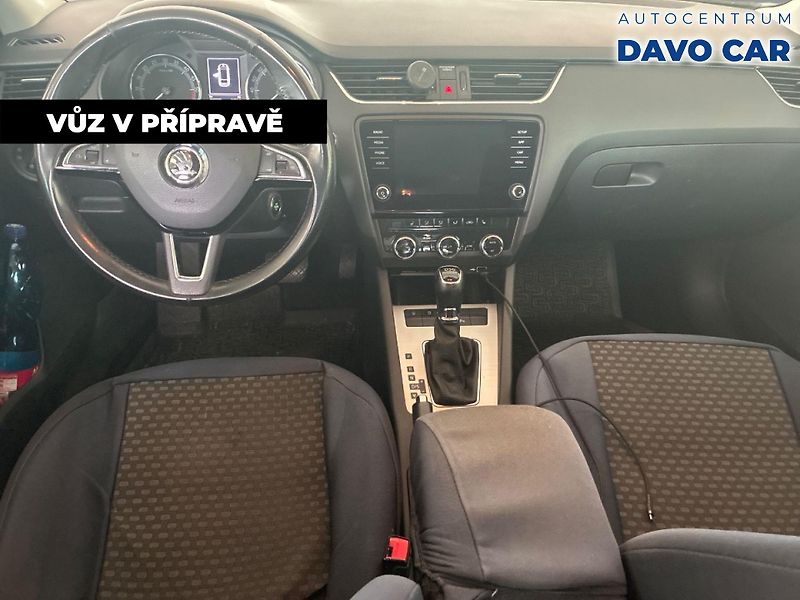Škoda Octavia 2.0 TDI DSG CZ 125let LED 1Maj - fotka 3 z 12