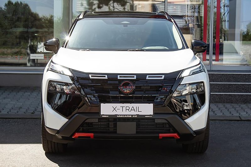 Nissan X-Trail (2026) 1,5 e-POWER 213k e-4ORCE N-TRE - fotka 2 z 23