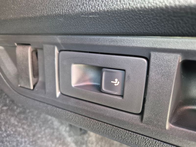 Škoda Octavia Combi 2,0 TDI DSG 110kW Style - fotka 12 z 28