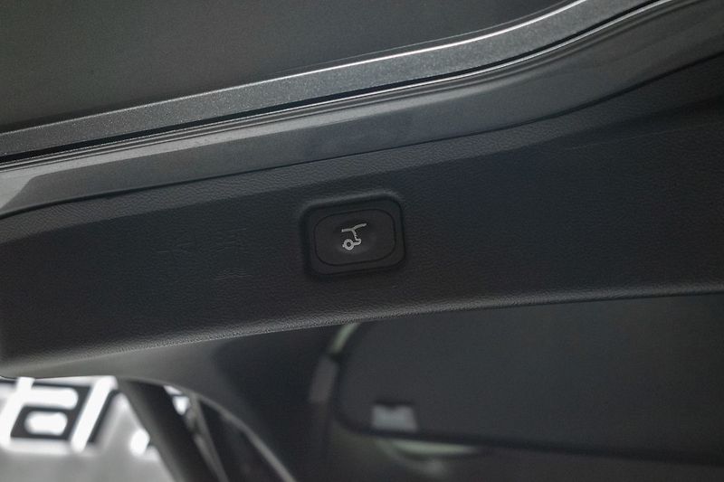 Ford S-MAX 2.5 HYBRID*TAŽNÉ*DPH*ČR 1.MAJ* - fotka 39 z 41