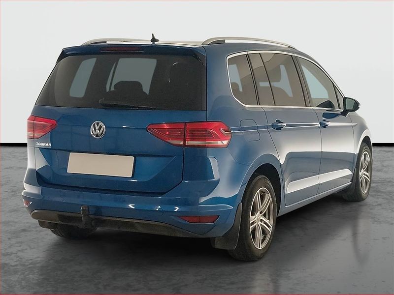 Volkswagen Touran (2020) 1.5 TSI - fotka 5 z 22