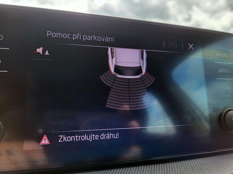 Škoda Fabia IV 1.0 TSI STYLE - fotka 18 z 44