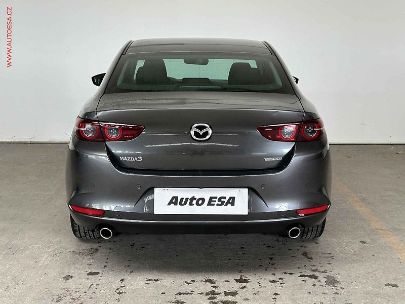 Mazda 3 (2020) 2.0i, 1.maj,ČR, AC, LED, navi - fotka 5 z 19