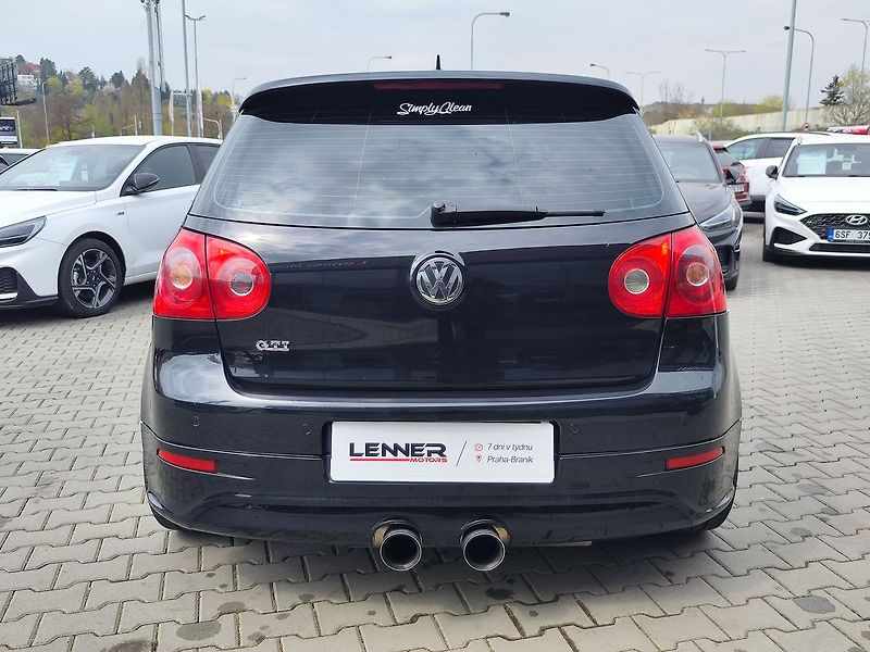 Volkswagen Golf 2.0 TFSI/147kW GTI - fotka 6 z 23
