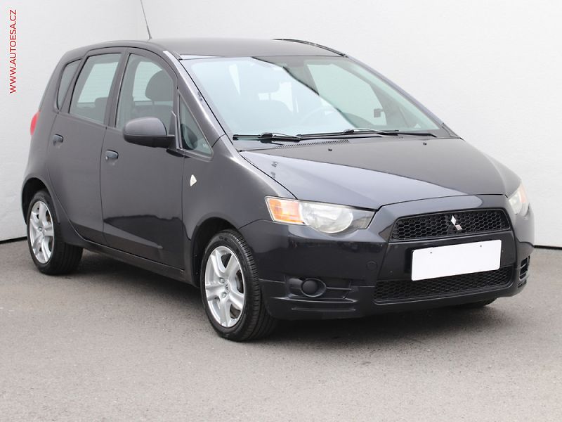 Mitsubishi Colt (2011) 1.3, ČR, servis.kniha, AC - fotka 1 z 3
