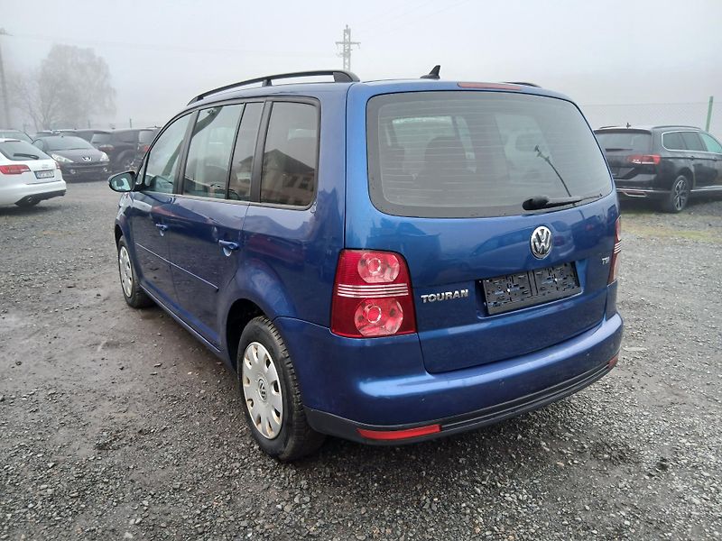 Volkswagen Touran 1.4 TSI - fotka 3 z 31