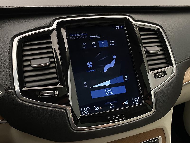 Volvo XC90 D5 AWD INSCRIPTION REZERVACE - fotka 46 z 54