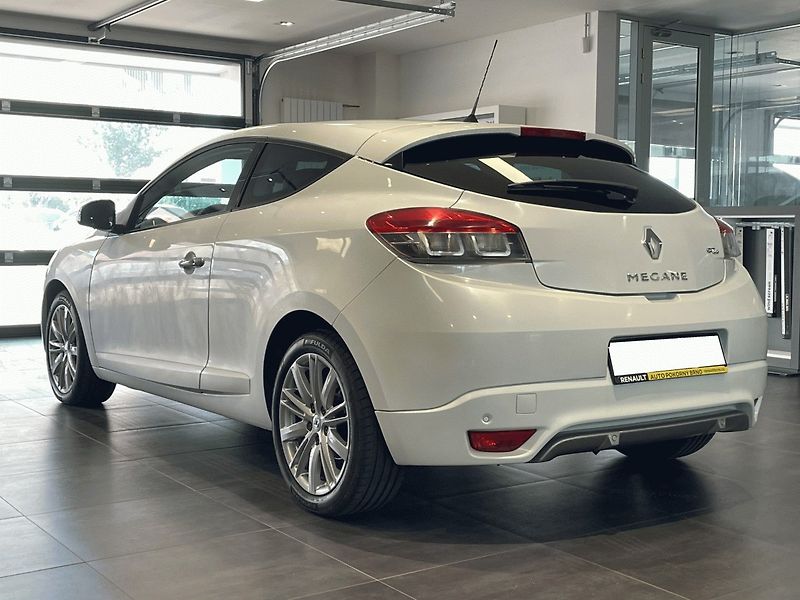 Renault Mégane (2013) Coupé GT LINE 1,4TCe 130k - fotka 3 z 22