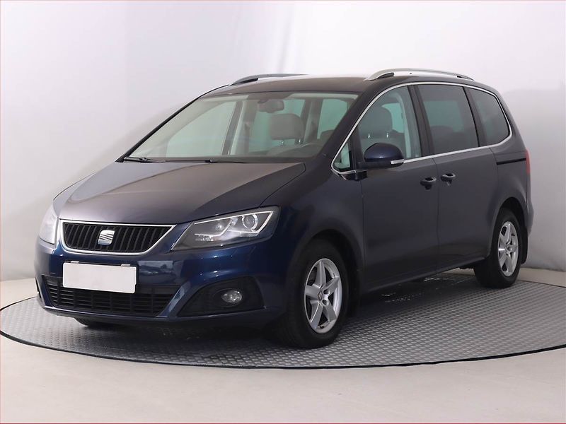 Seat Alhambra (2014) 2.0 TDI, Automat, 7 míst, Navi - fotka 2 z 22
