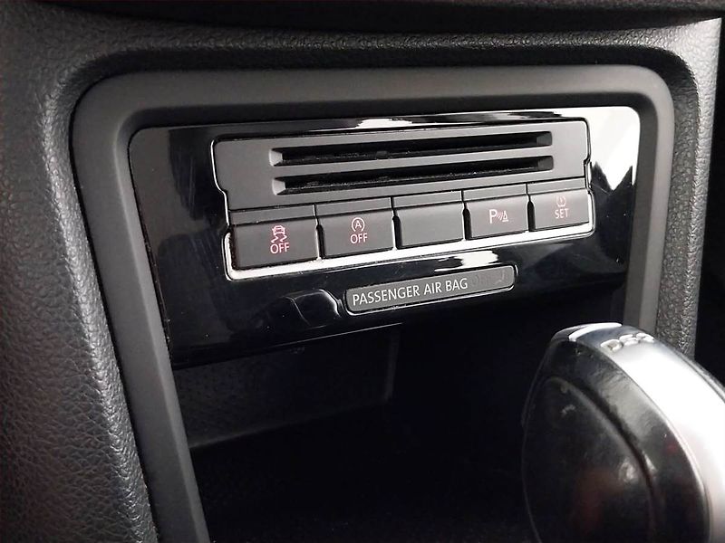 Volkswagen Sharan (2017) 2.0 TDI BMT, Automat, Kůže - fotka 21 z 22