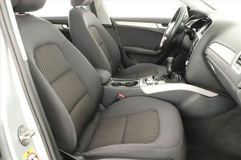Audi A4 (2013) 2.0 TDI, Serv.kniha, Bi-Xenony - fotka 7 z 18
