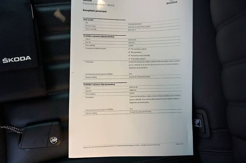 Škoda Superb (2017) L&K 2,0 TDI 140 kW - fotka 57 z 62