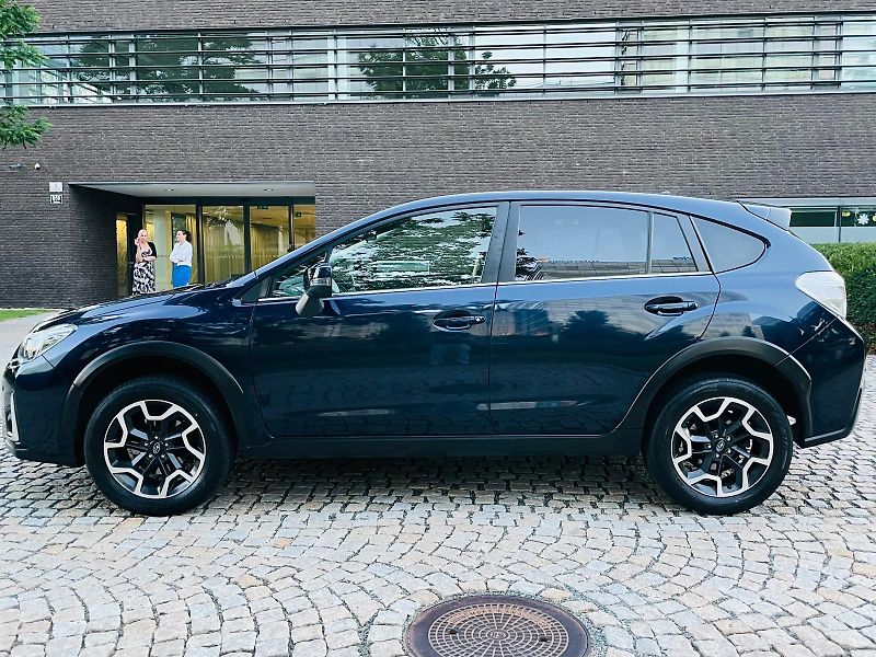 Subaru XV 2.0i AUT KAMERA SERVISKA TAŽNÉ - fotka 17 z 45