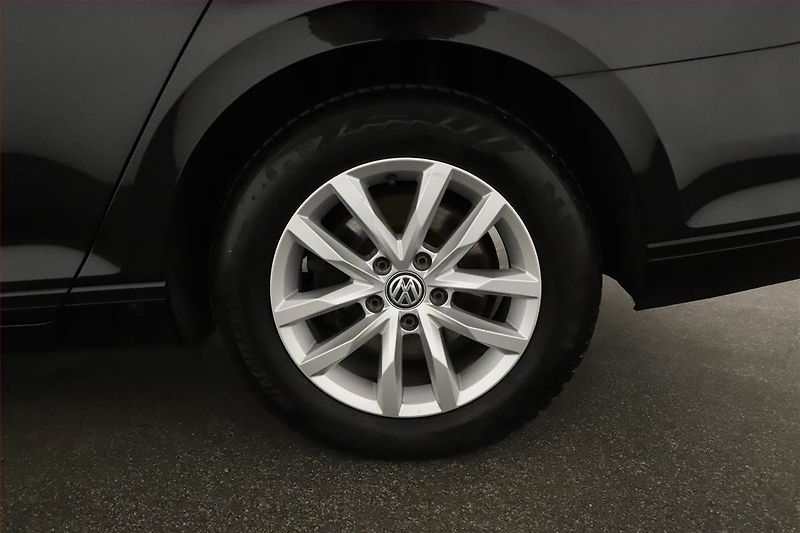Volkswagen Passat (2016) Comfortline 2.0 TDI, Automat - fotka 18 z 18