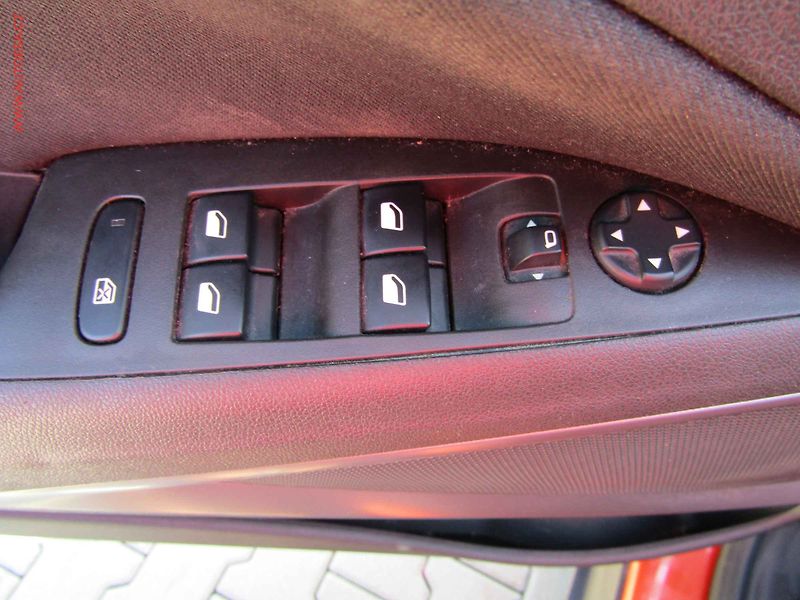 Opel Crossland X (2020) 1.2i, AC, výhřev sed - fotka 11 z 17