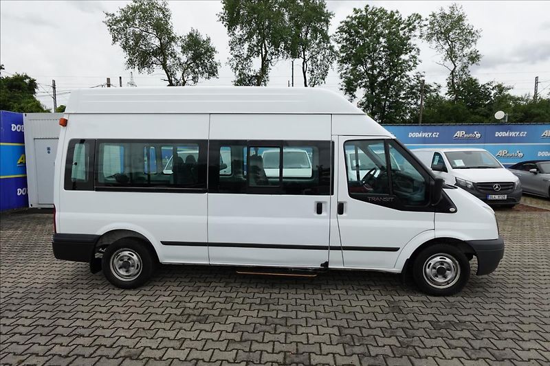 Ford Transit 2,2 TDCi  L3H3 9MÍST BUS - fotka 7 z 34