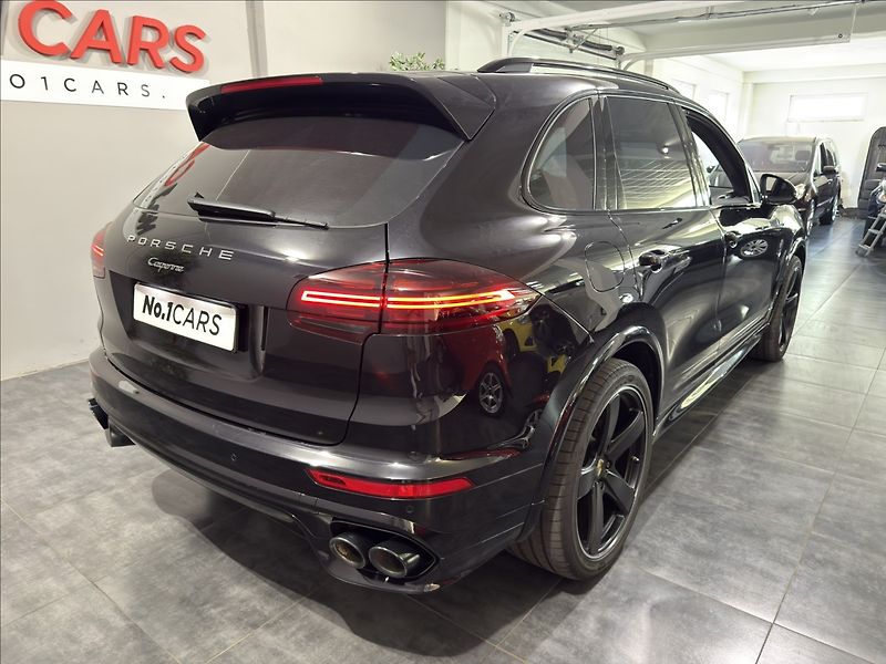Porsche Cayenne 3,0   D VZDUCH PANO BOSE 360 - fotka 5 z 44
