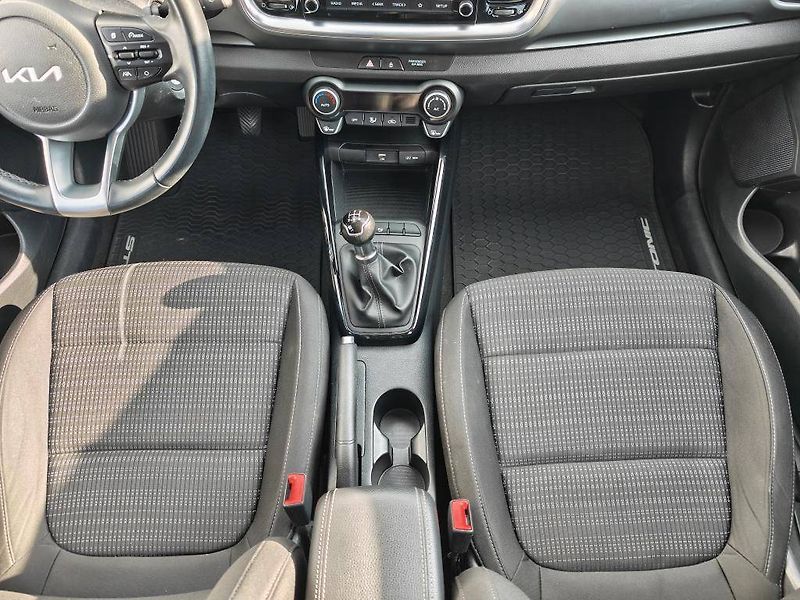 Kia Stonic - fotka 9 z 21
