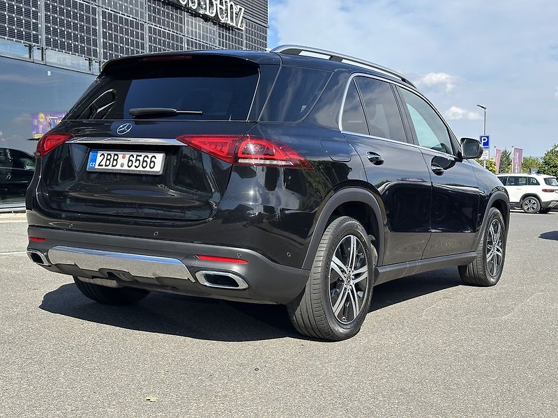 Mercedes-Benz GLE 350 d 4MATIC - fotka 3 z 31